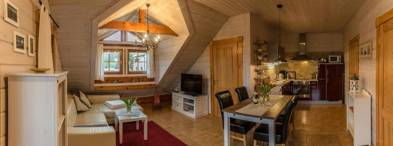 Ferienwohnung Im Blockhaus Rosenkranz Rathmannsdorf Exterior photo
